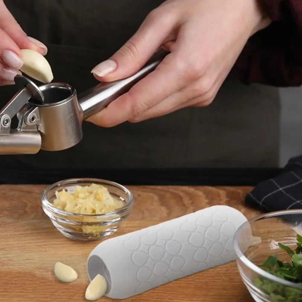 Garlic Peeler Tube Silicone – Quick & Easy Garlic Clove Peeler
